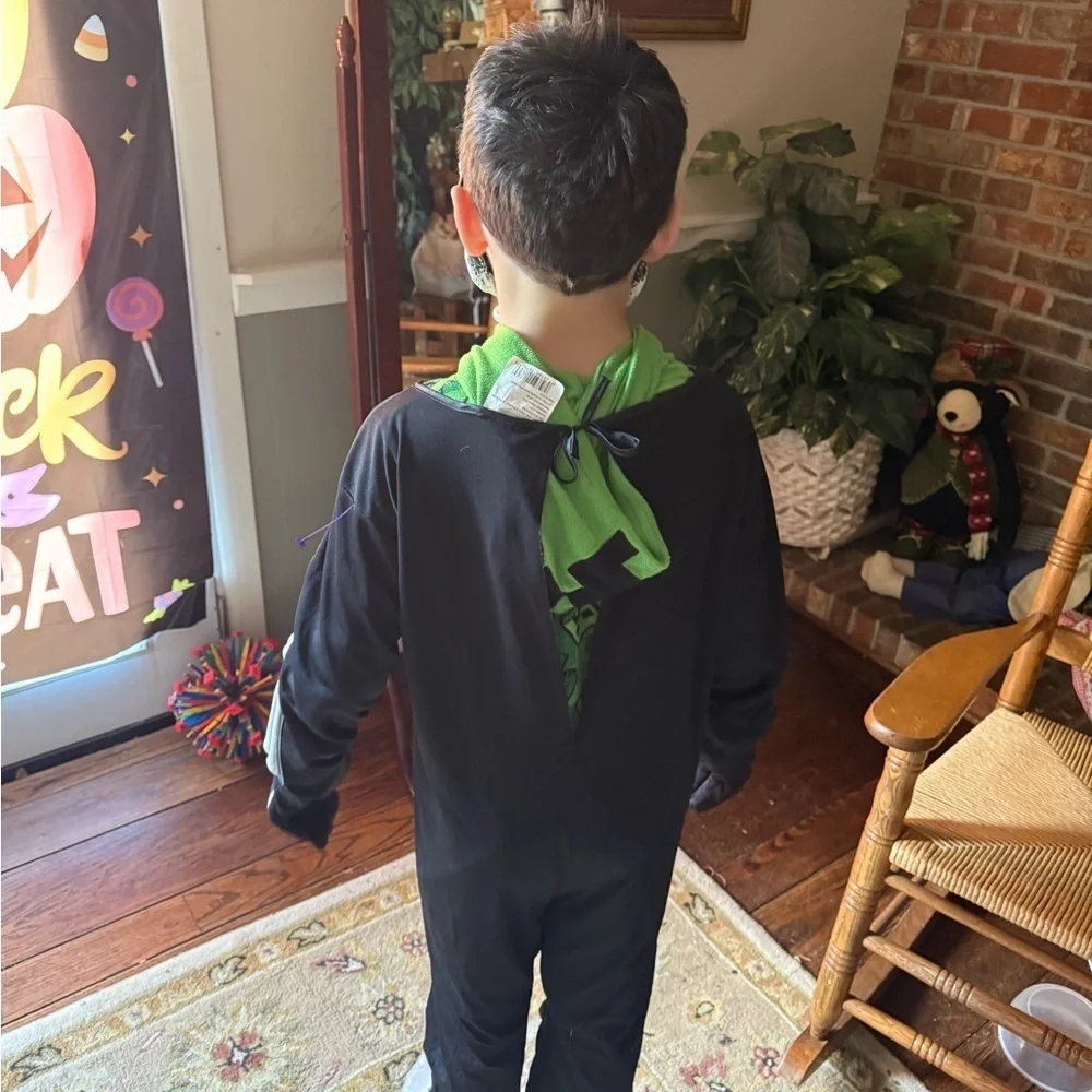 Kids Skeleton Costume with Skull Mask & Gloves